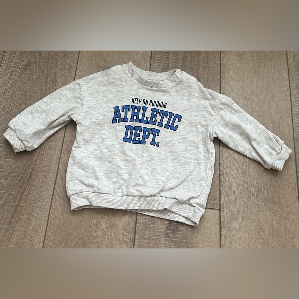 H&M Athletic Department Gray Athletic Sweatshirt with Blue Print Size 18 Months